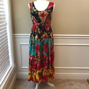 Beautiful floral maxi dress 100% cotton size med
